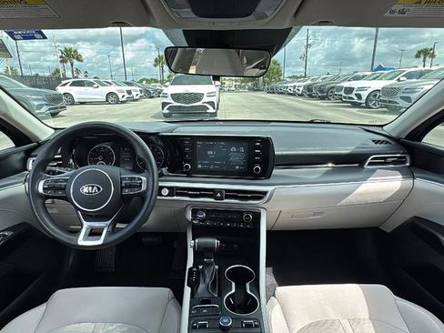 Used 2021 Kia K5 LXS image 17
