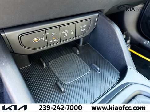 New 2025 Kia K4 EX image 27