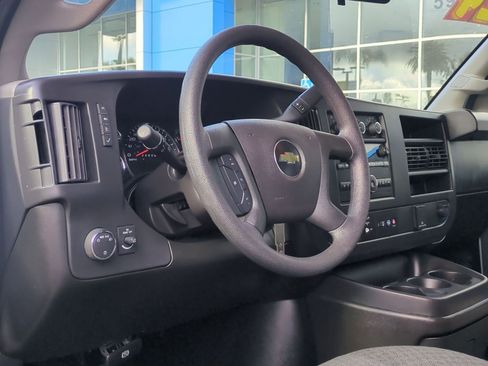 Used 2024 Chevrolet Express 2500 w/ Driver Convenience Package RWD image 12