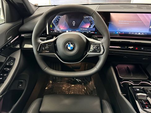 New 2026 BMW 530i image 26