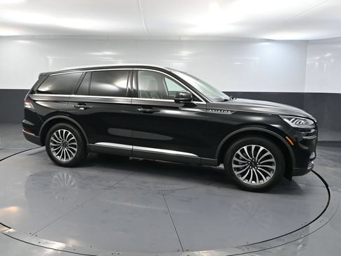 Used 2022 Lincoln Aviator Reserve w/ Elements Package Plus AWD/4WD image 4