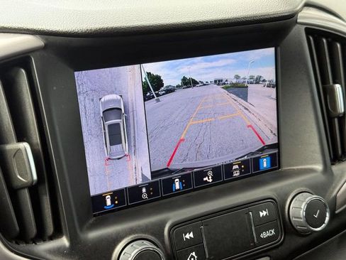 Used 2023 GMC Terrain AT4 w/ Tech Package AWD/4WD image 23