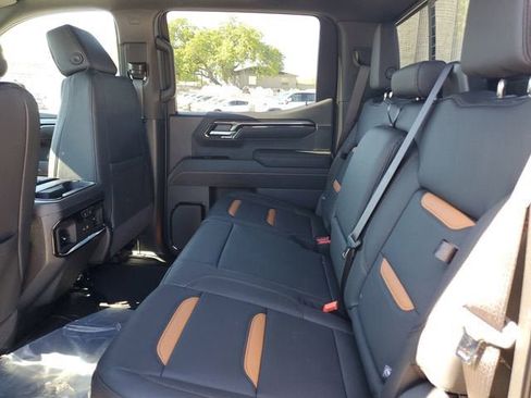 New 2026 GMC Sierra 1500 AT4 w/ AT4 Premium Package AWD/4WD image 12