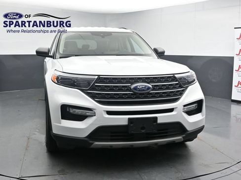 Certified 2024 Ford Explorer XLT w/ Equipment Group 202A AWD/4WD image 2