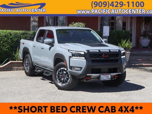 Used 2025 Nissan Frontier PRO-4X w/ Black Accent Package AWD/4WD image 1