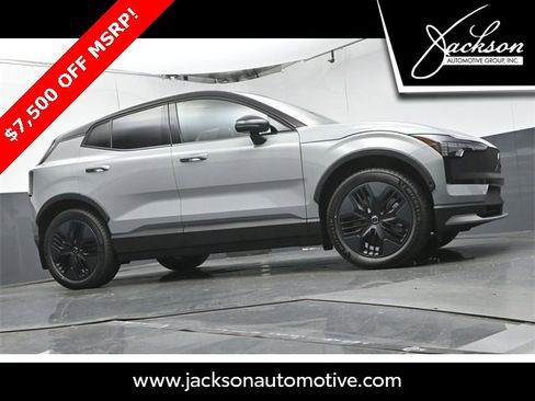 Used 2026 Volvo EX30 Cross Country Ultra image 30