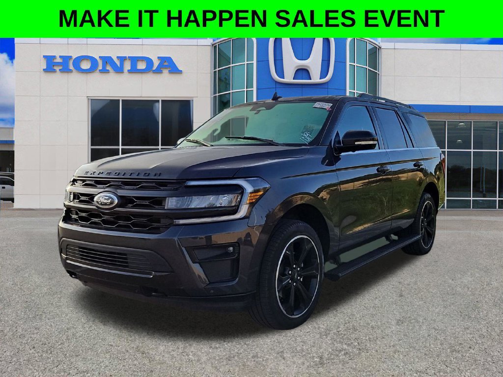 Used 2022 Ford Expedition Limited AWD/4WD image 5