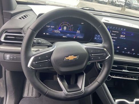 Certified 2024 Chevrolet Traverse LS image 17