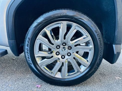 Used 2019 GMC Sierra 1500 SLT w/ SLT Premium Plus Package image 28