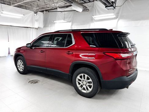 Used 2021 Chevrolet Traverse LT FWD image 3