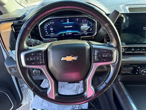 Used 2024 Chevrolet Silverado 3500 LTZ w/ LTZ Convenience Package image 16