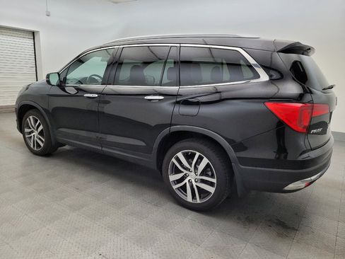 Used 2017 Honda Pilot Elite image 3