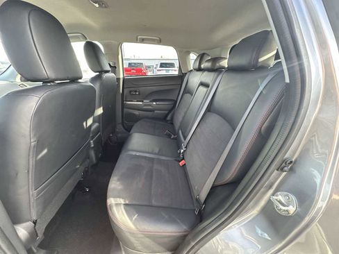 Used 2024 Mitsubishi Outlander Sport SE image 22