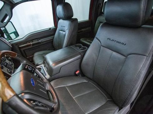 Used 2016 Ford F250 Platinum w/ FX4 Off-Road Package image 19