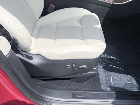 Used 2022 Tesla Model X AWD/4WD image 55