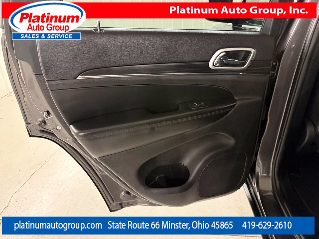 Used 2019 Jeep Grand Cherokee Limited AWD/4WD image 32