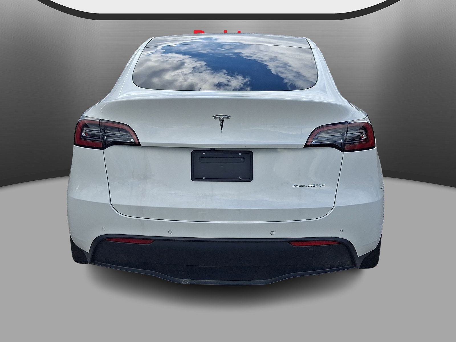 Used 2022 Tesla Model Y Long Range AWD/4WD image 5
