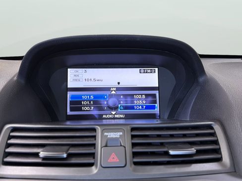 Used 2012 Acura TL w/ Technology Package FWD image 25
