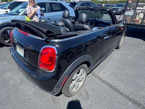 Used 2019 MINI Cooper Convertible FWD image 2
