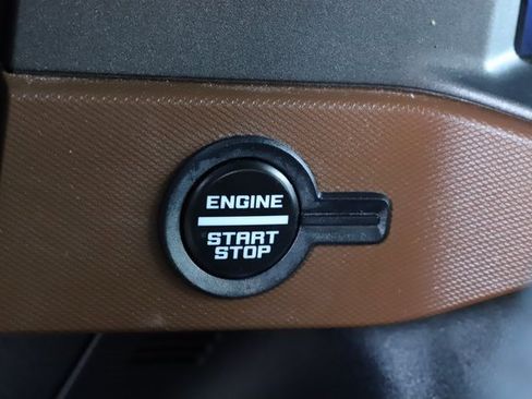 Used 2024 Ford Bronco Outer Banks image 33