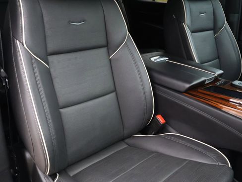 Used 2024 Cadillac Escalade Premium Luxury w/ Performance Package RWD image 25