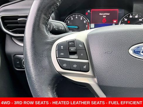 Used 2022 Ford Explorer XLT w/ Equipment Group 202A image 12
