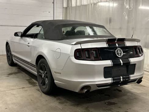 Used 2014 Ford Mustang Premium RWD image 18