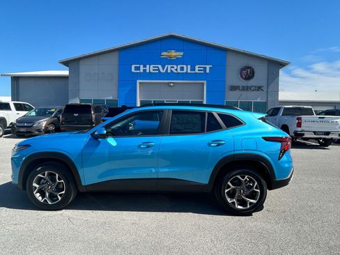 New 2026 Chevrolet Trax LT image 3