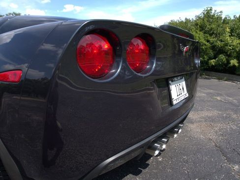 Used 2013 Chevrolet Corvette Grand Sport w/ 3LT Preferred Equipment Group image 19