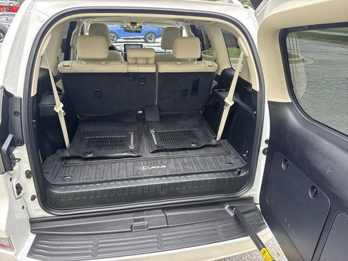 Used 2023 Lexus GX 460 Premium w/ Premium Package AWD/4WD image 27