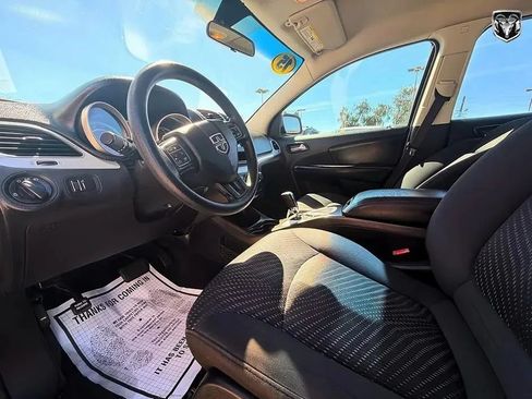 Used 2015 Dodge Journey American Value Package w/ Flexible Seating Group FWD image 9
