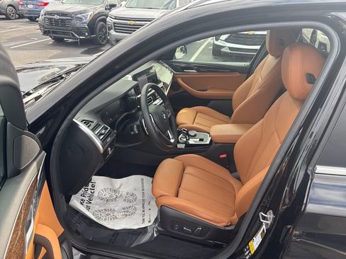 Used 2024 BMW X3 xDrive30i w/ Premium Package image 9