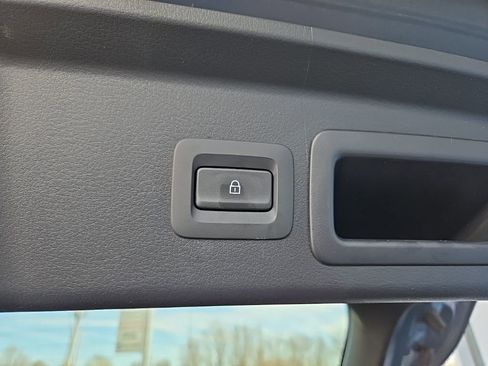 Used 2024 MAZDA CX-30 AWD 2.5 S w/ Preferred Package image 88