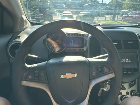 Used 2015 Chevrolet Sonic LT FWD image 25