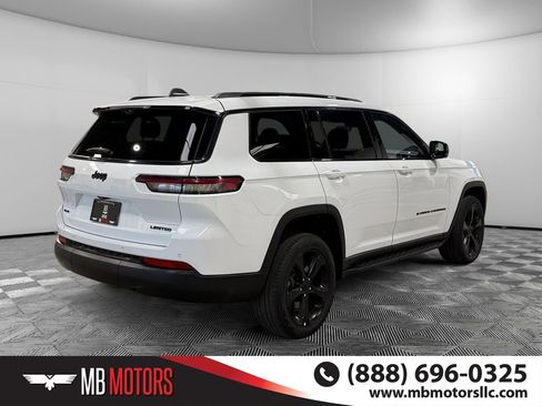 Used 2024 Jeep Grand Cherokee L Limited w/ Luxury Tech Group II AWD/4WD image 3