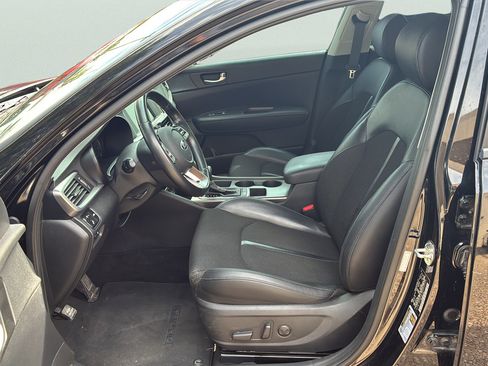 Used 2019 Kia Optima S FWD image 22