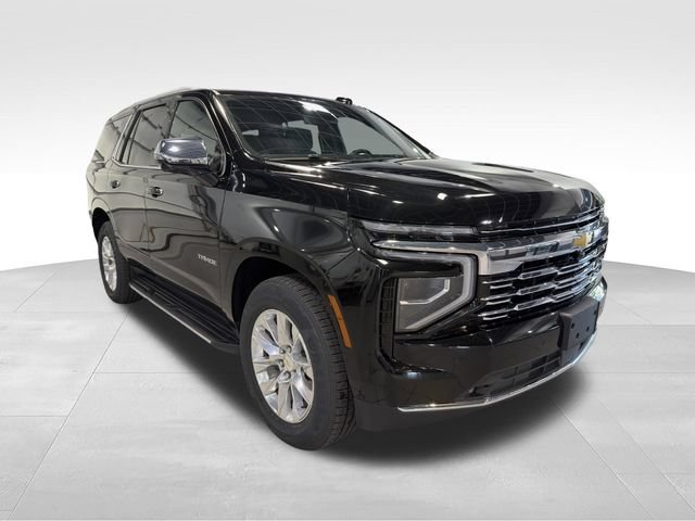 Used 2025 Chevrolet Tahoe Premier AWD/4WD image 3