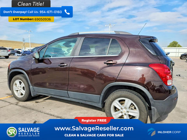 Used 2016 Chevrolet Trax LT w/ LT Convenience Package AWD/4WD image 3