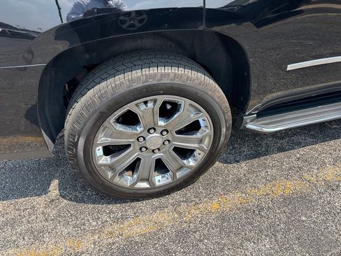 Used 2016 GMC Yukon Denali AWD/4WD image 19