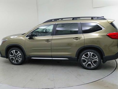 New 2025 Subaru Ascent Limited image 6