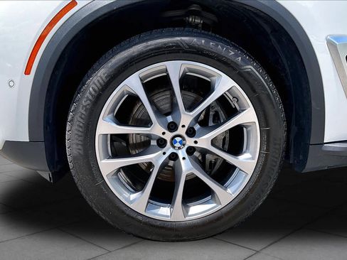 Used 2026 BMW X5 xDrive40i AWD/4WD image 10
