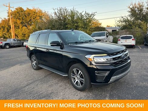 Used 2023 Ford Expedition Limited RWD image 1