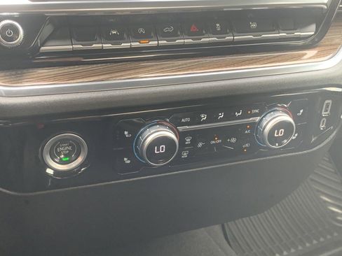 Used 2023 GMC Sierra 1500 Elevation image 27