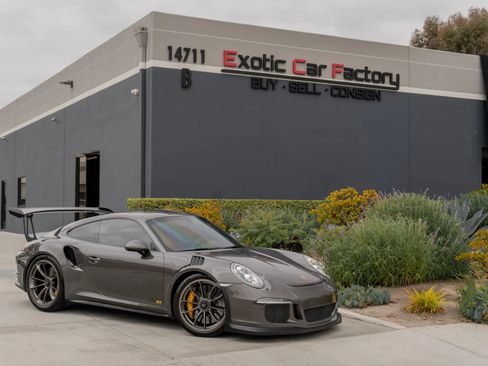 Used 2016 Porsche 911 GT3 RS RWD image 1