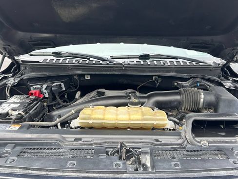 Used 2020 Ford Expedition XLT w/ Equipment Group 202A AWD/4WD image 40