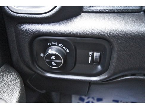 Used 2022 RAM 2500 Tradesman image 19