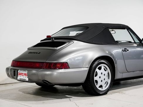 Used 1990 Porsche 911 Carrera RWD image 34