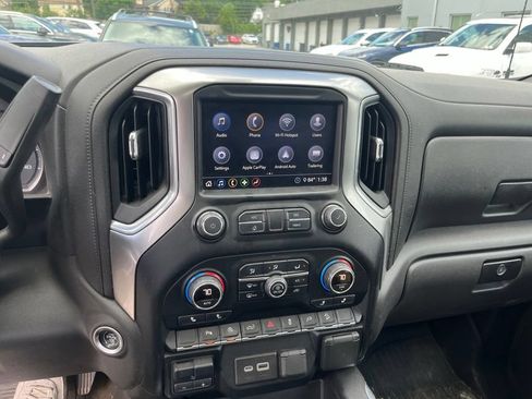 Used 2020 Chevrolet Silverado 1500 LT Trail Boss AWD/4WD image 12