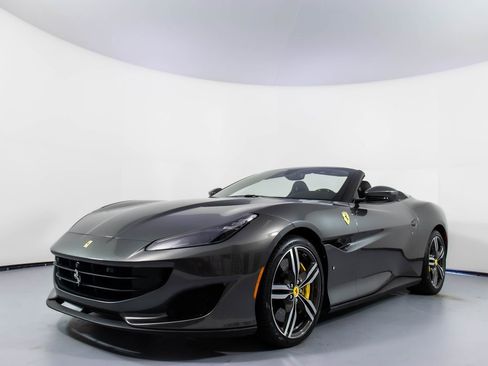 Certified 2019 Ferrari Portofino image 29