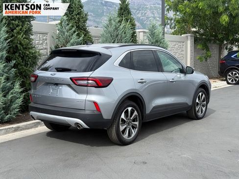 Used 2024 Ford Escape Platinum AWD/4WD image 8